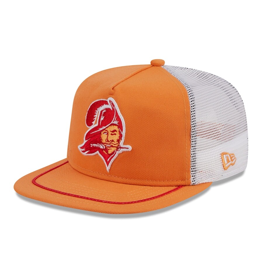 

Бейсболка New Era Tampa Bay Buccaneers, оранжевый