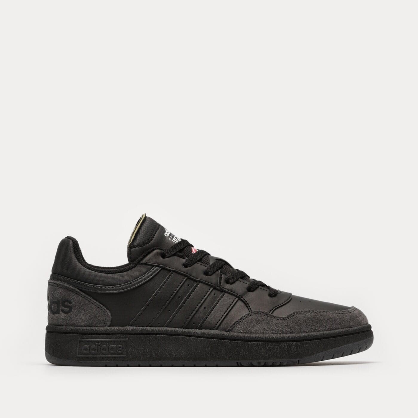 

Кроссовки Adidas Hoops 3.0, черный