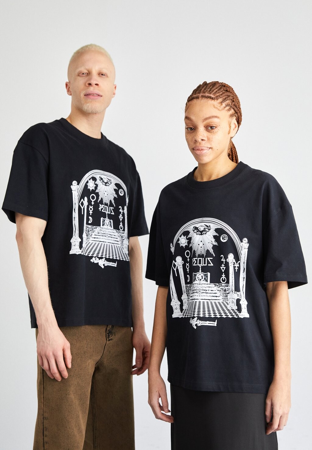 

Футболка с принтом MONUMENT GRAPHIC UNISEX PEQUS, цвет black