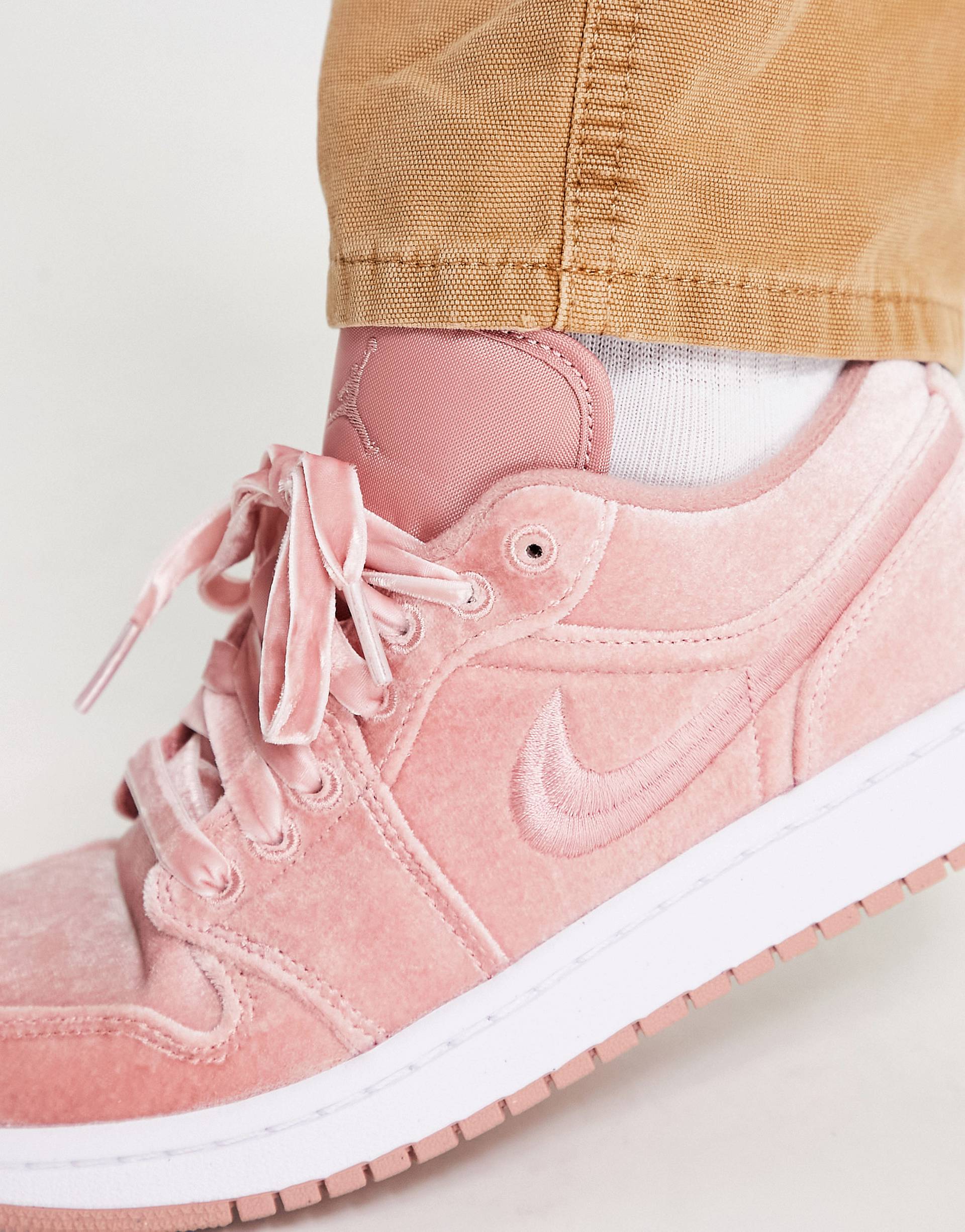 Rust pink air jordan 1 фото 56