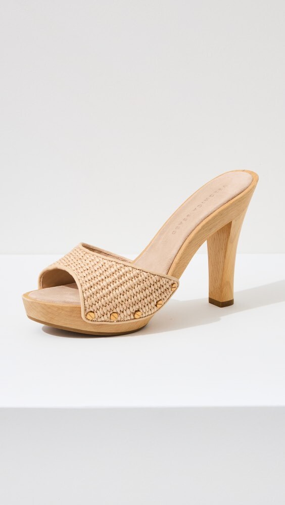 

Сандалии Veronica Beard Layne Clogs, экру
