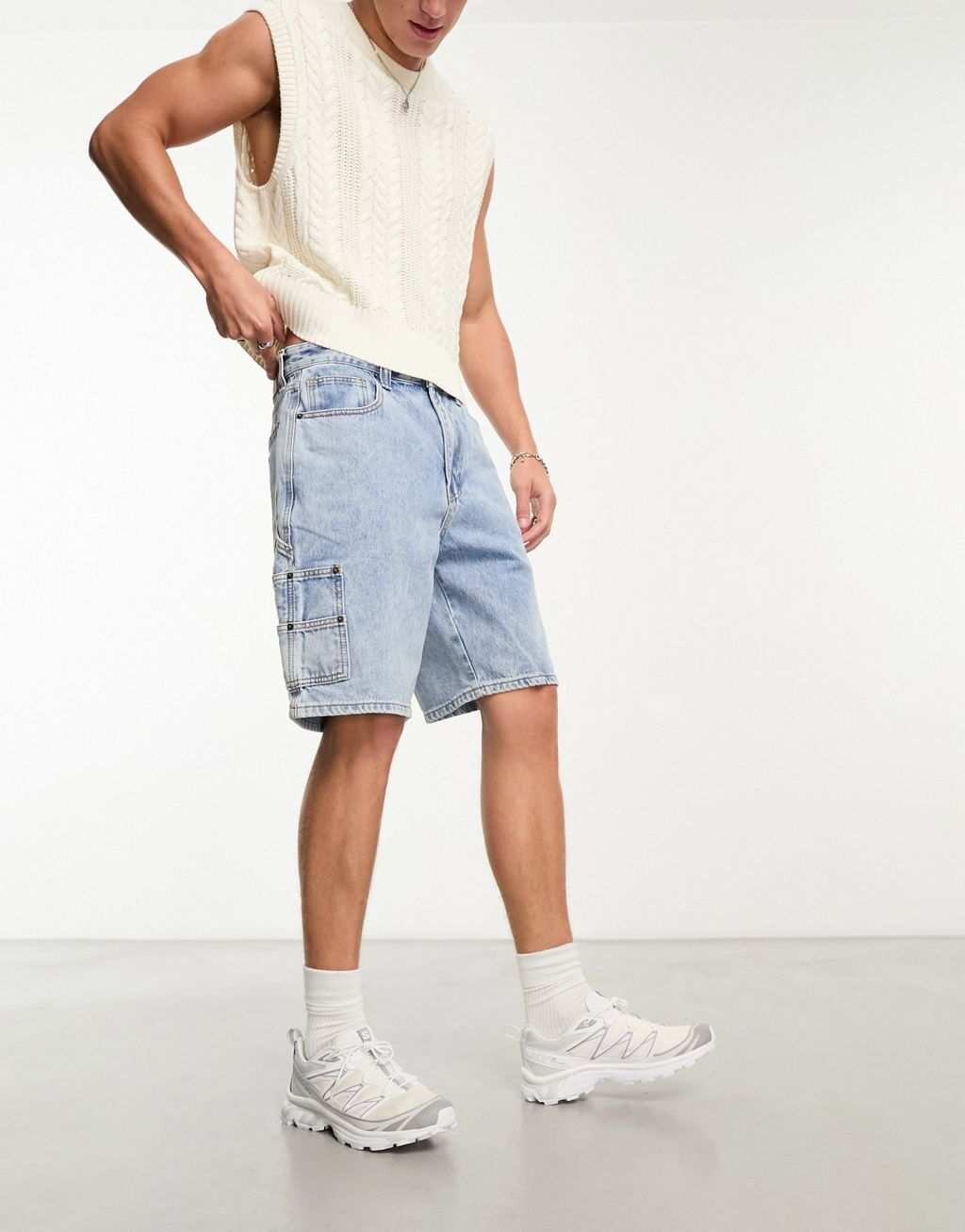 

Светлые джинсовые шорты Guess Originals Carpenter