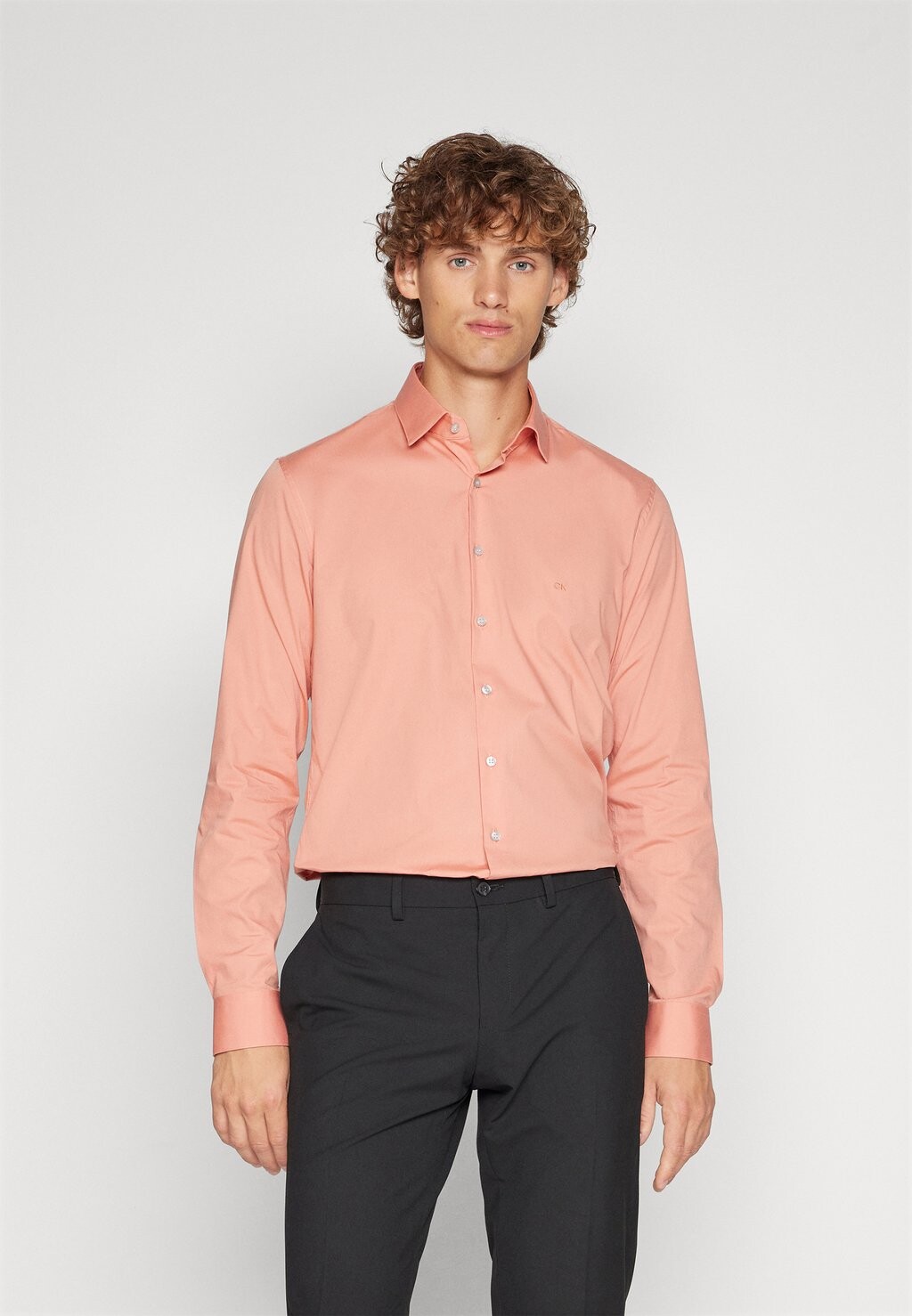 

Деловая рубашка Calvin Klein, абрикос