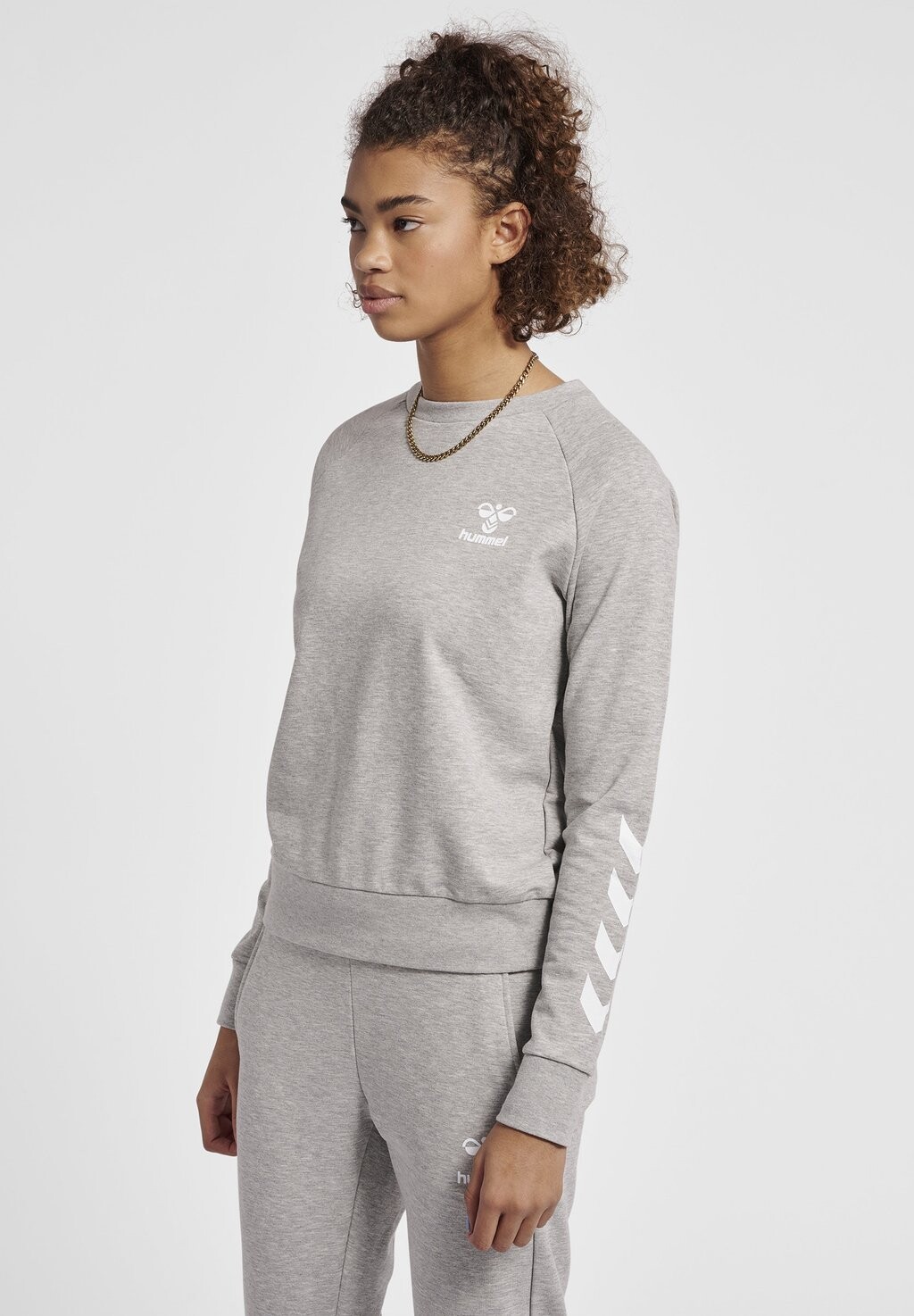 

Толстовка с капюшоном Hummel, серый меланж