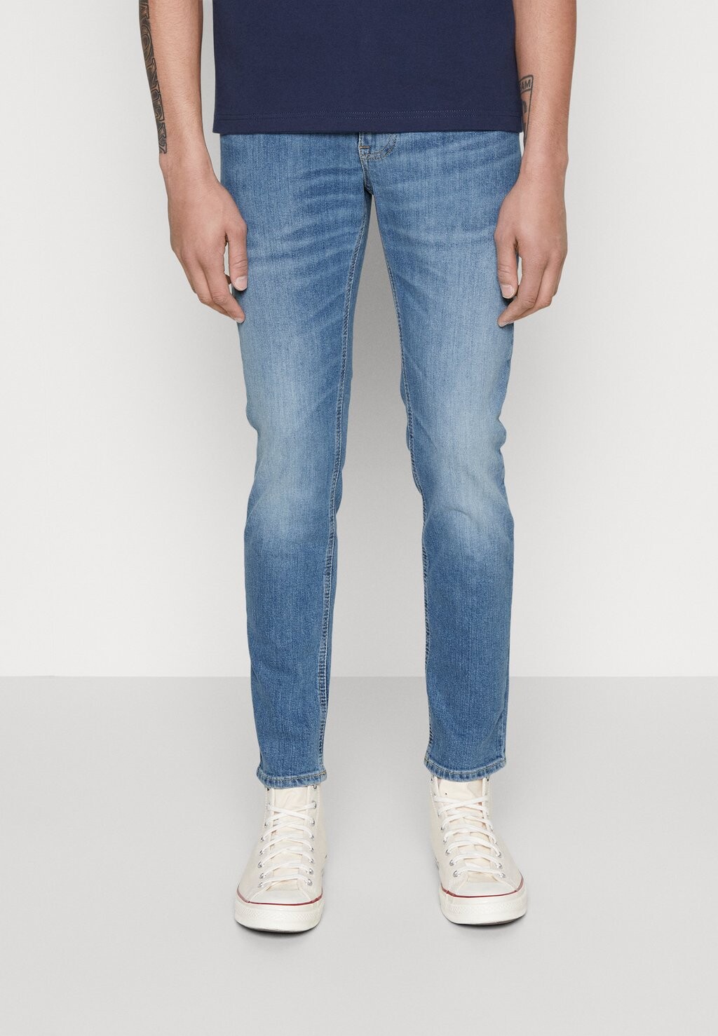 

Джинсы скинни Tommy Jeans