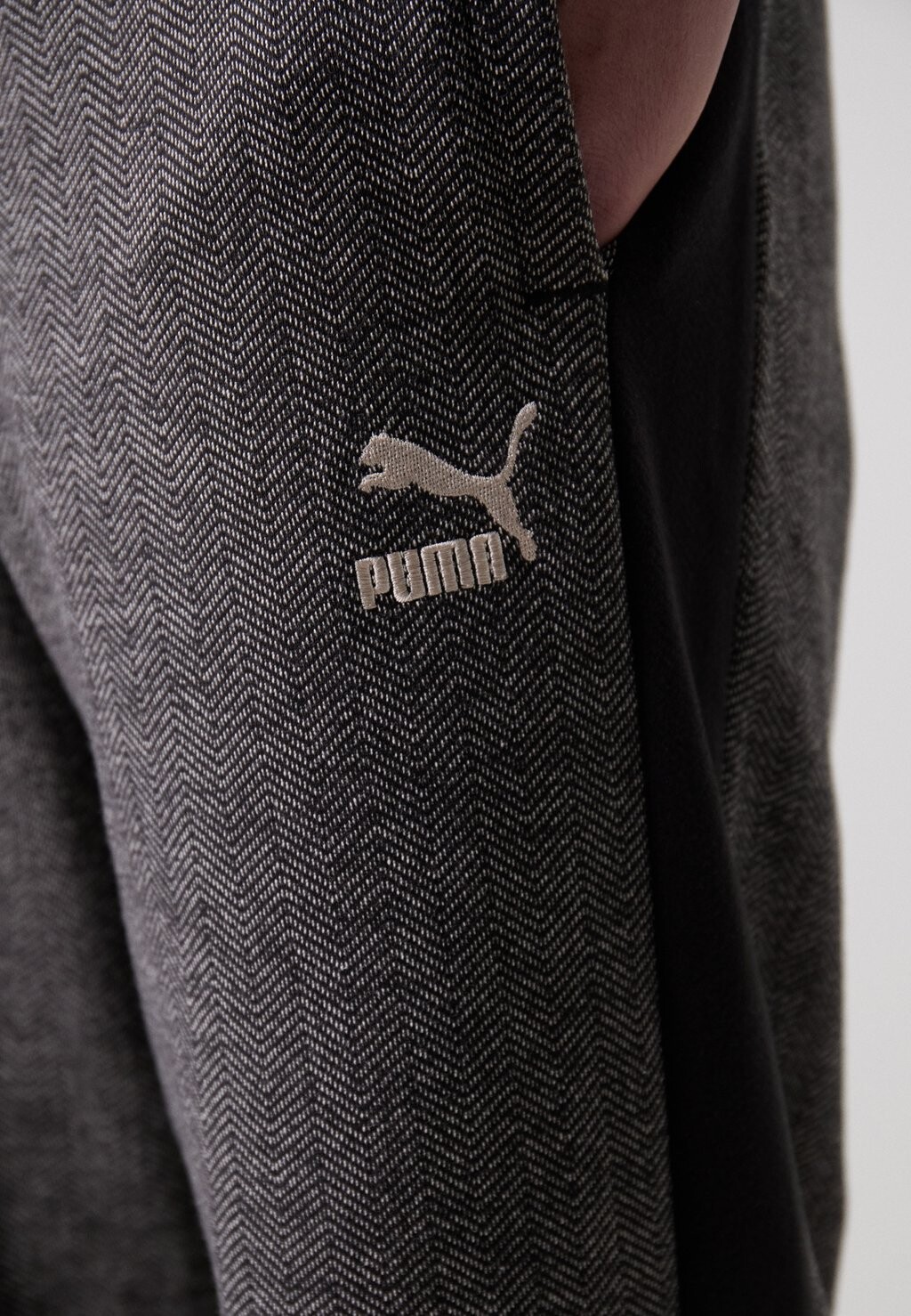 

Тренировочный низ RELAXED Puma, черный