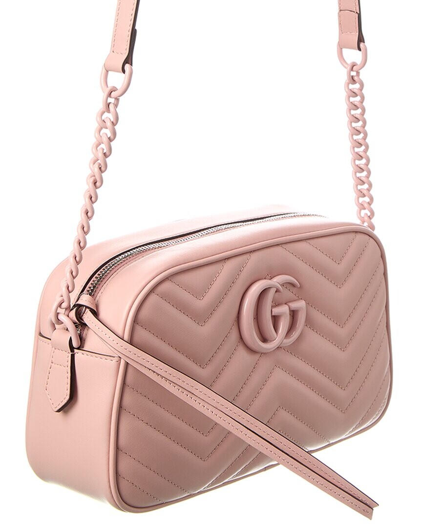 

Маленькая кожаная сумка через плечо Gucci GG Marmont Matelasse, розовый