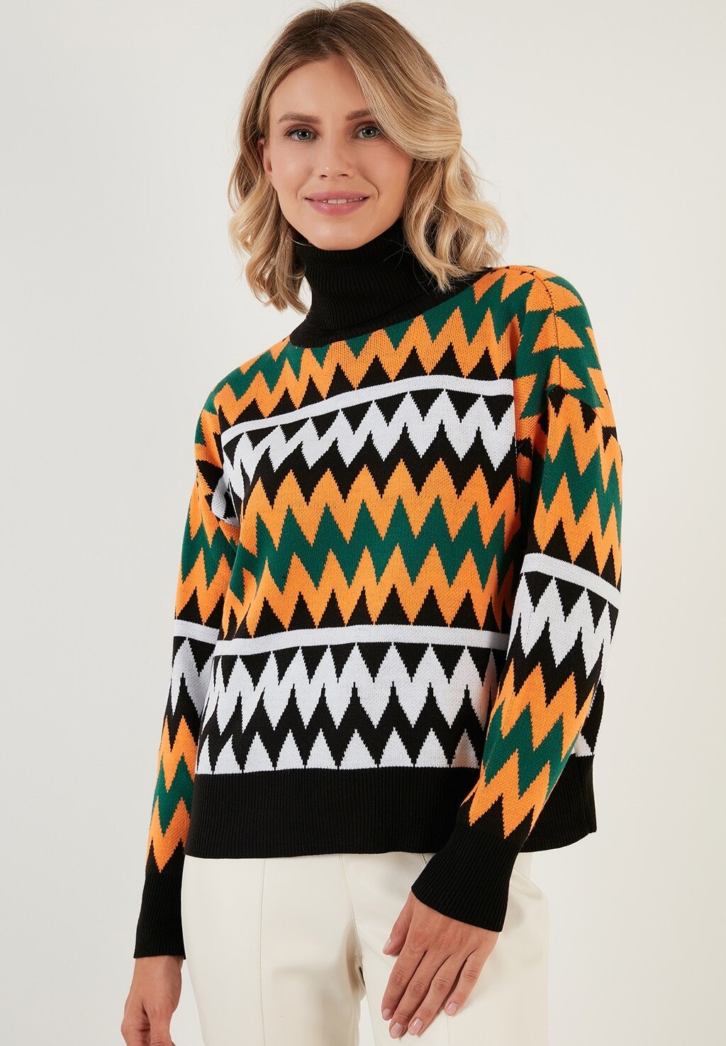 

Свитер LELA Regular Fit, черный