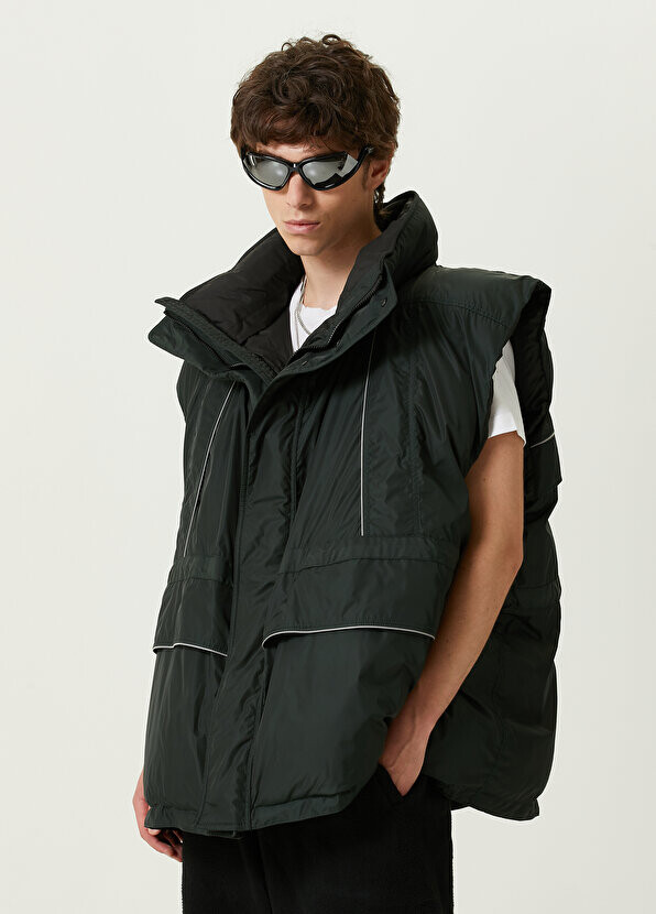 

Темно-зеленый пуховик с логотипом Balenciaga