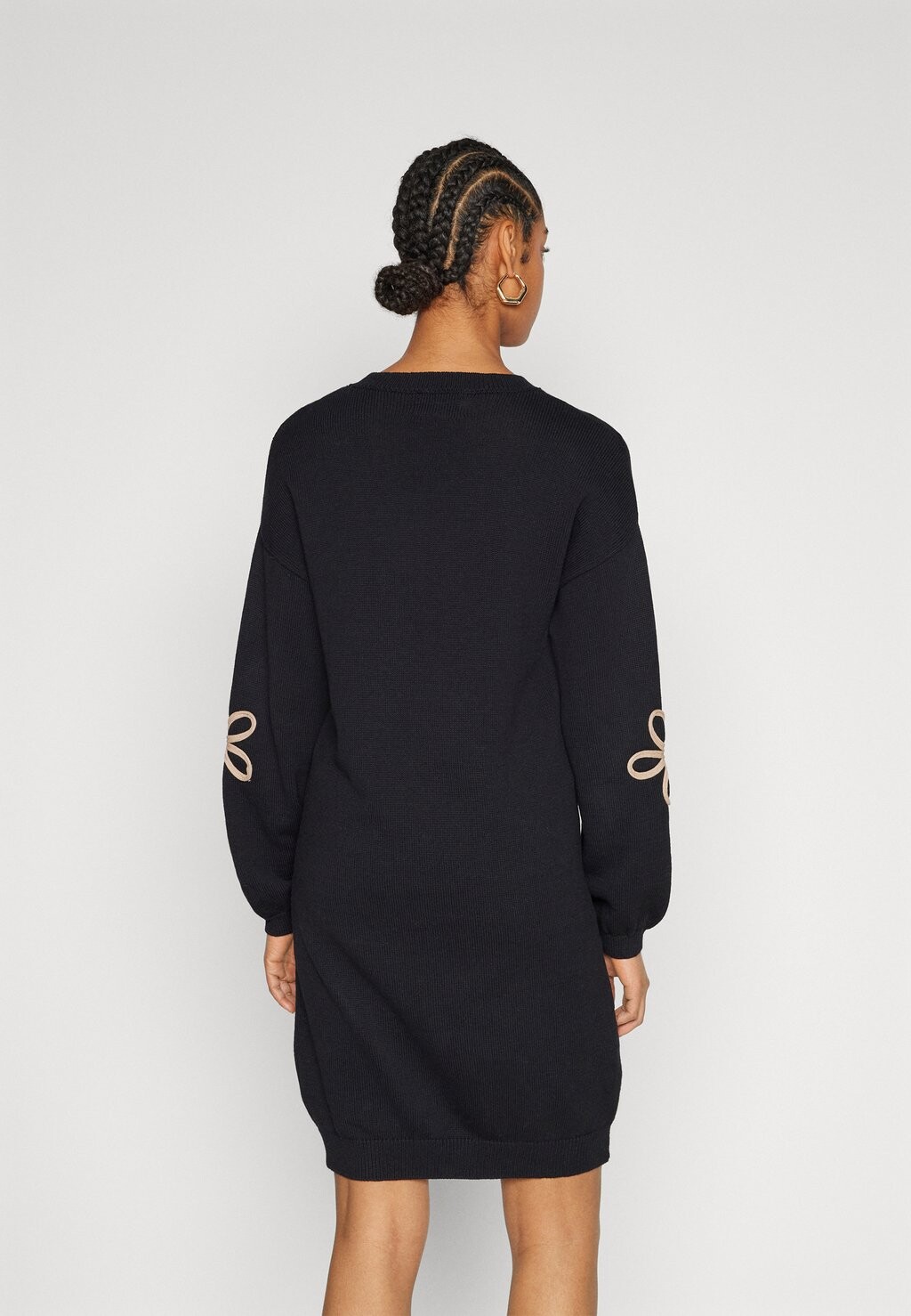 

Платье Pieces FREYA KNEE DRESS, деталь чёрная/норка серебристая, Черный