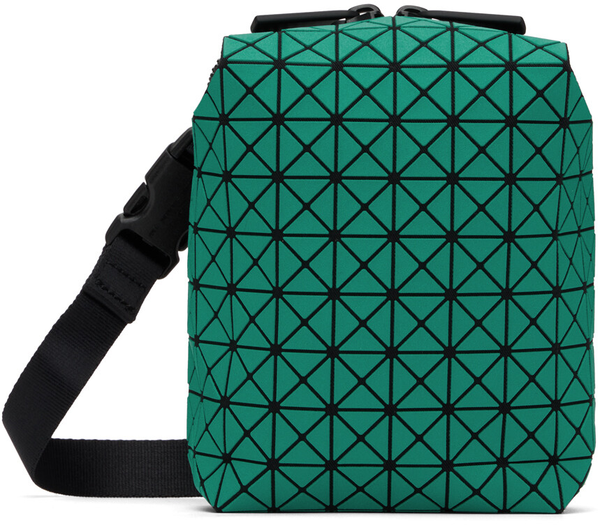 

Зеленая сумка-мессенджер Beetle Bao Bao Issey Miyake
