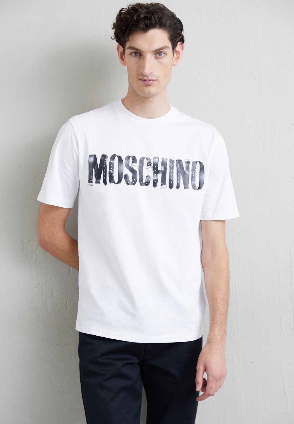 

Футболка с принтом MOSCHINO, фантазийно-белая
