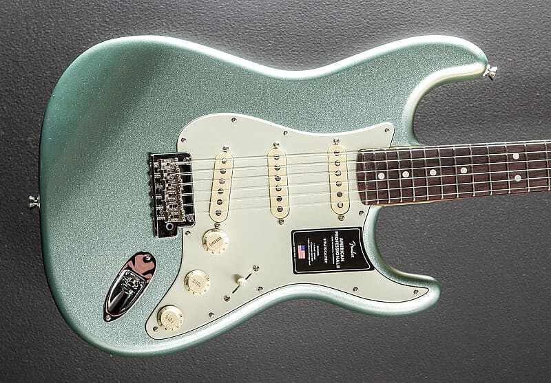 

Электрогитара Fender American Professional II Stratocaster - Mystic Surf Green w/Rosewood