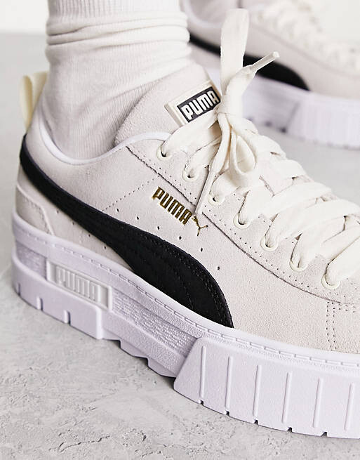 

Белоснежные кроссовки на платформе Puma mayze