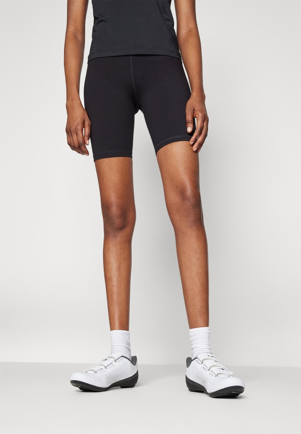 

Леггинсы Womens Active Shorts Rapha, черный