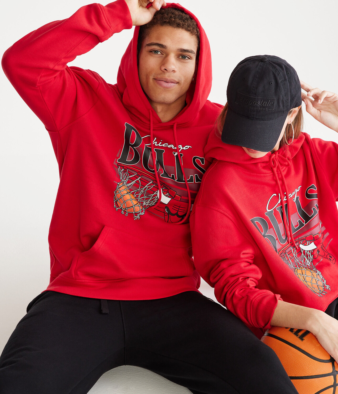 

Пуловер с капюшоном Chicago Bulls Aeropostale, красный