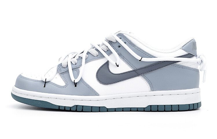 

Женские туфли Nike Dunk Low Skate