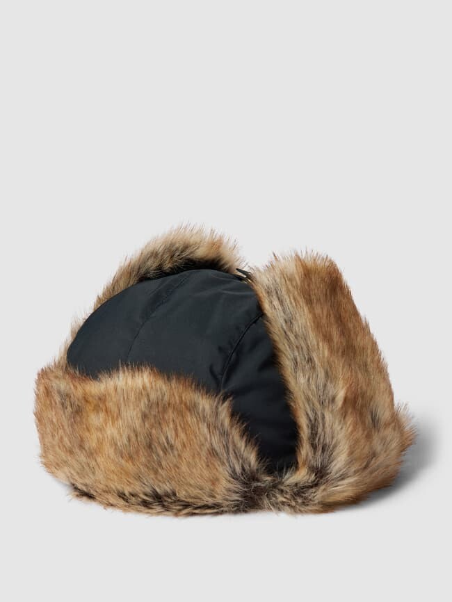 

Шапка-ушанка модель "CLEADON" Barbour, черный