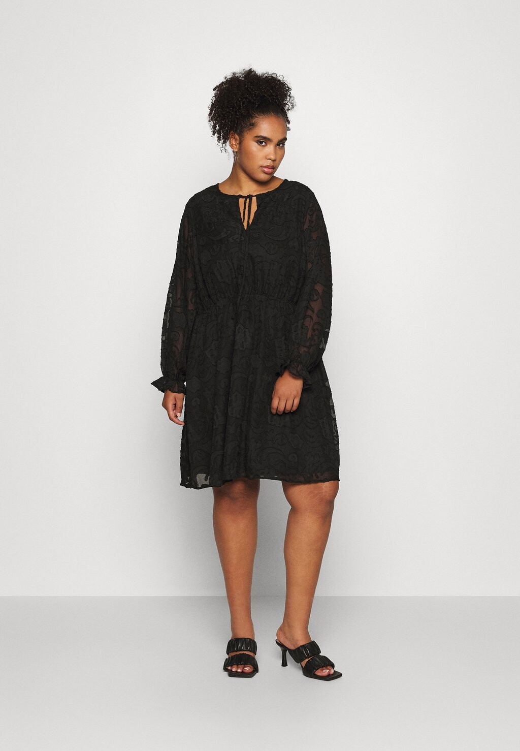 

Платье летнее Vikirly Flounce Dress EVOKED VILA, черный