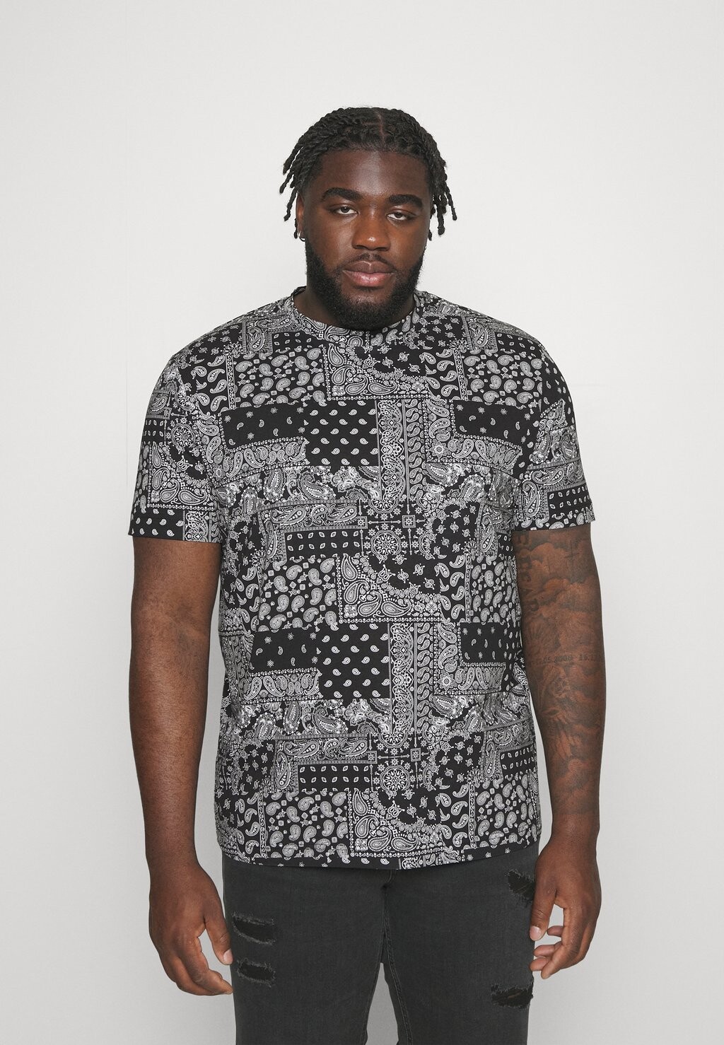 

Футболка с принтом Jack & Jones, черный