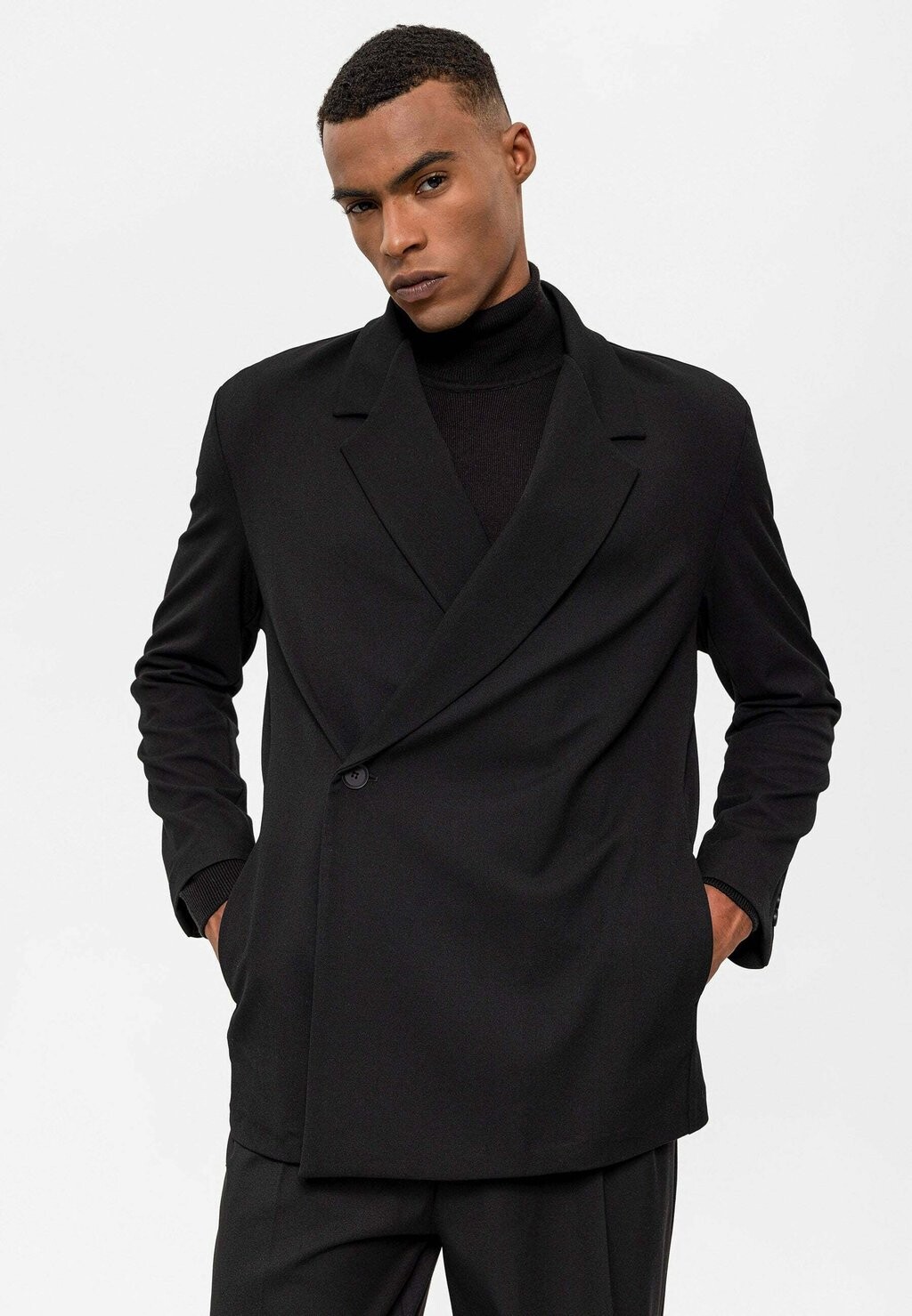

Короткое пальто Lapel Collar Basic Antioch, черный