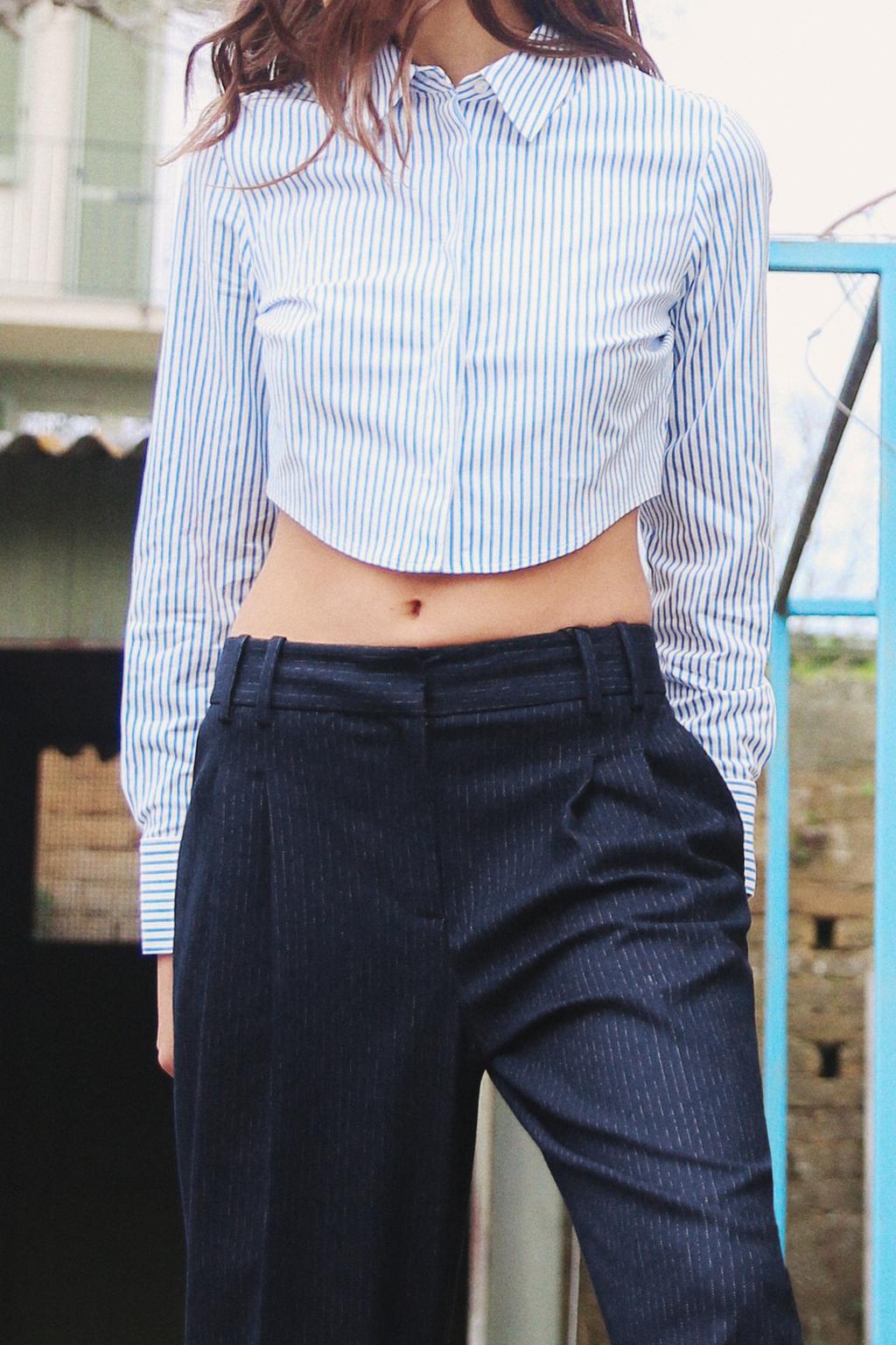 Укороченная рубашка в полоску ZARA, синий/белый sumwon укороченная рубашка поло с воротником revere черный
