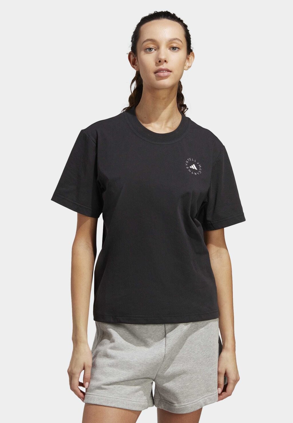 

Базовая футболка adidas by Stella McCartney, черный