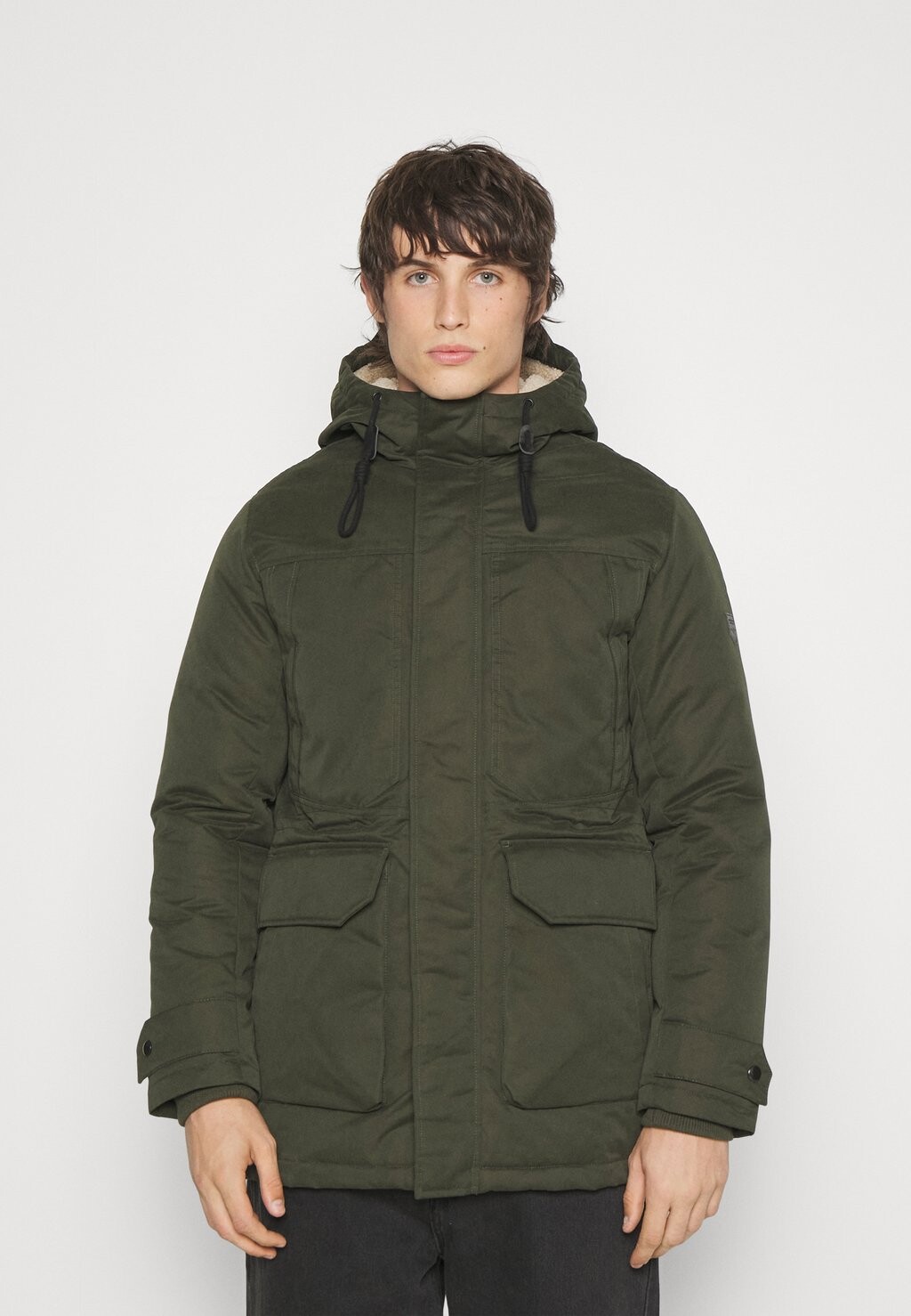 

Куртка зимняя JJECLIP Jack & Jones, канифоль