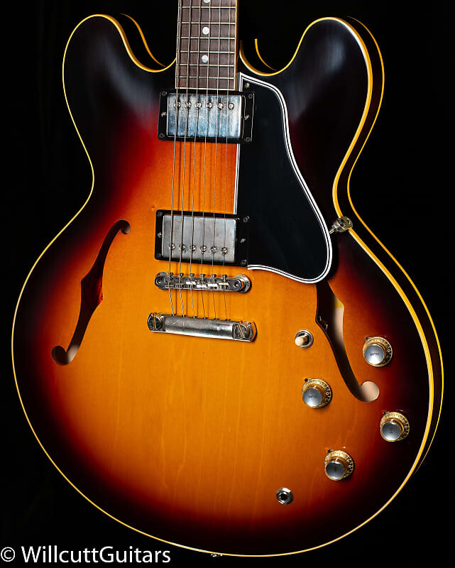 

Электрогитара Gibson Custom Shop 1961 ES-335 Reissue VOS Vintage Burst