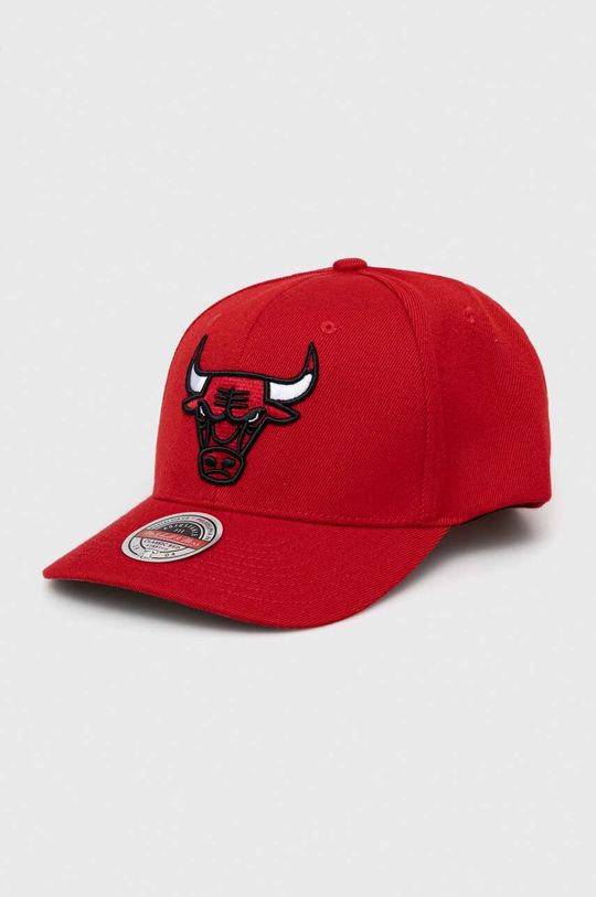 Кепка Chicago Bulls с козырьком с добавлением хлопка Mitchell&Ness, красный