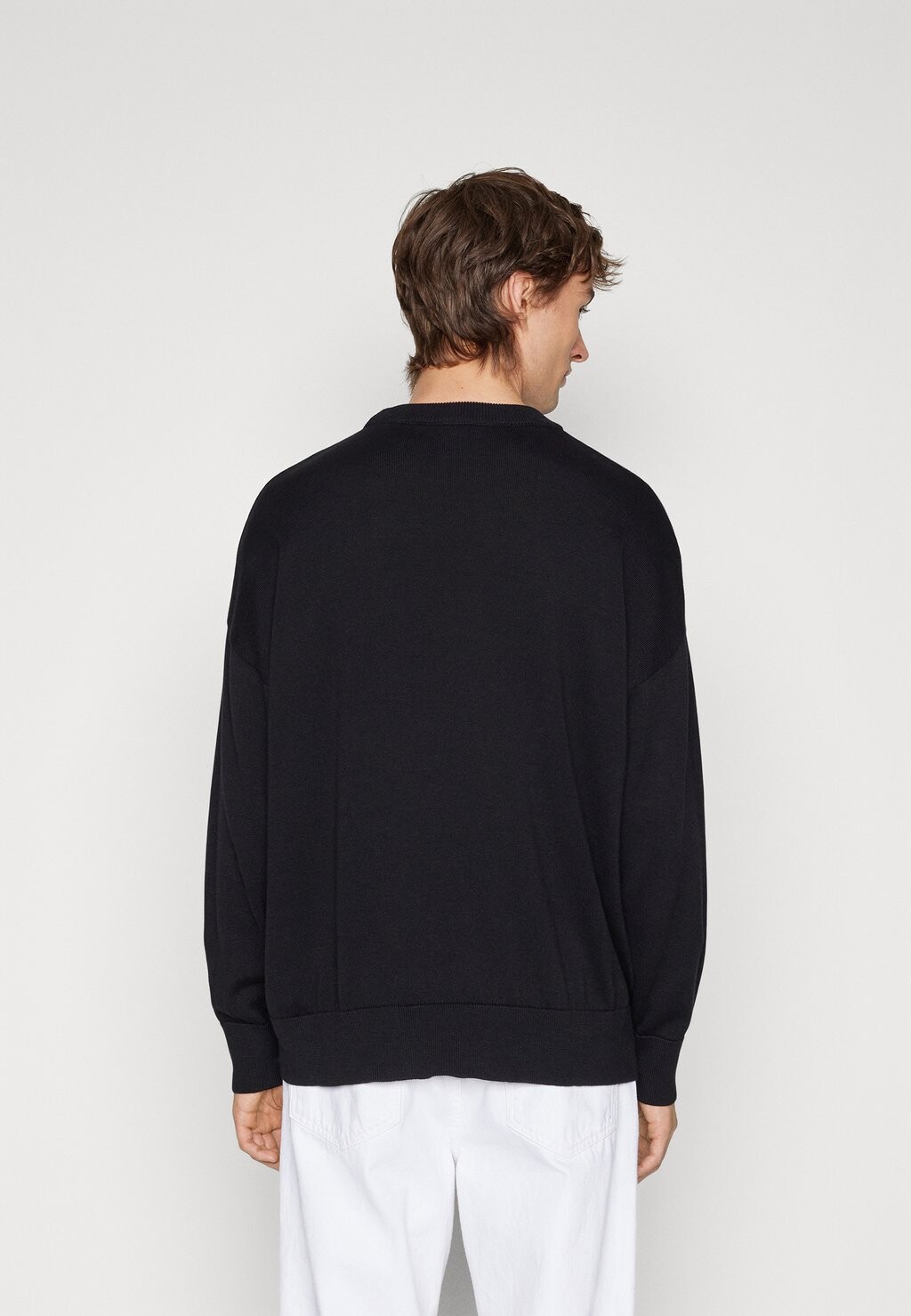 

Свитер Unisex Carlo Colucci, черный