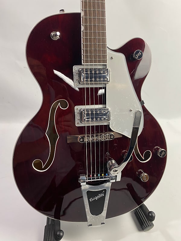 цена Электрогитара Gretsch G5420T Electromatic Classic Walnut Stain Hollowbody Single-cut Electric Guitar with Bigsby