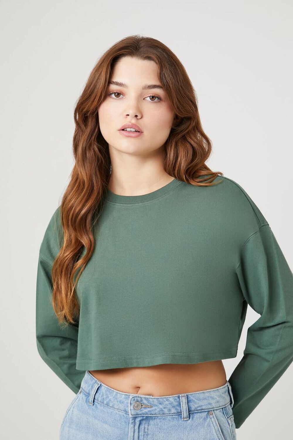 

Укороченный топ свободного кроя с длинными рукавами Forever 21, кипарис