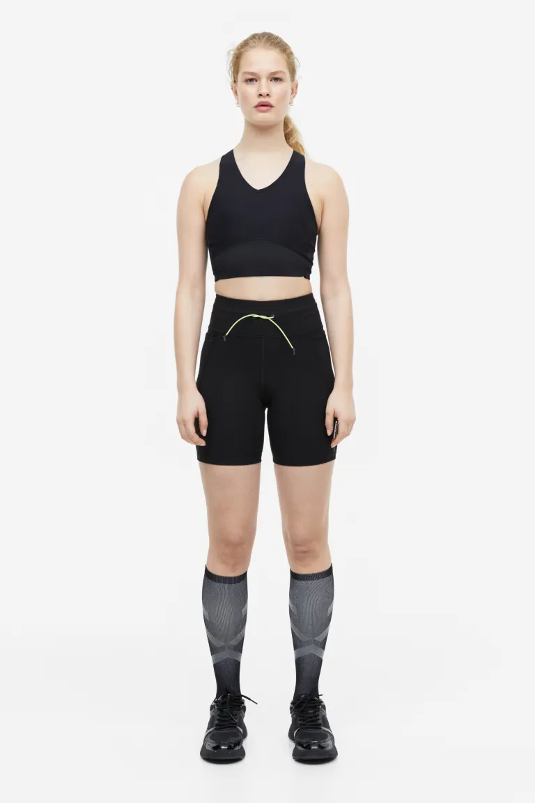 

Спортивный бюстгальтер light support от drymove H&M, черный