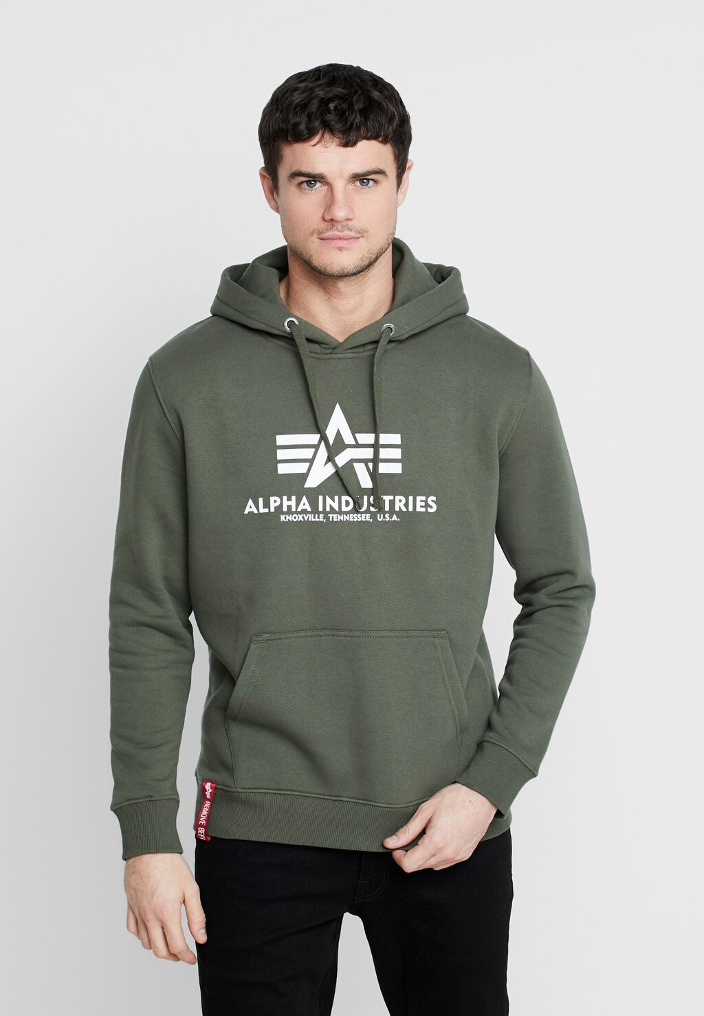 

Худи Alpha Industries