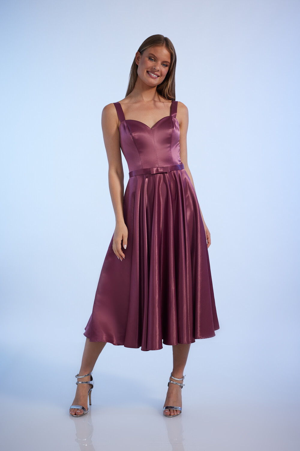 

Платье LAONA Midi Berry Midi Dress, цвет Berry