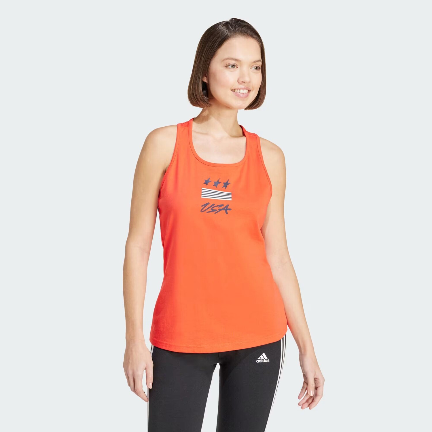 

Майка с графическим рисунком Americana Adidas, цвет Bright Red