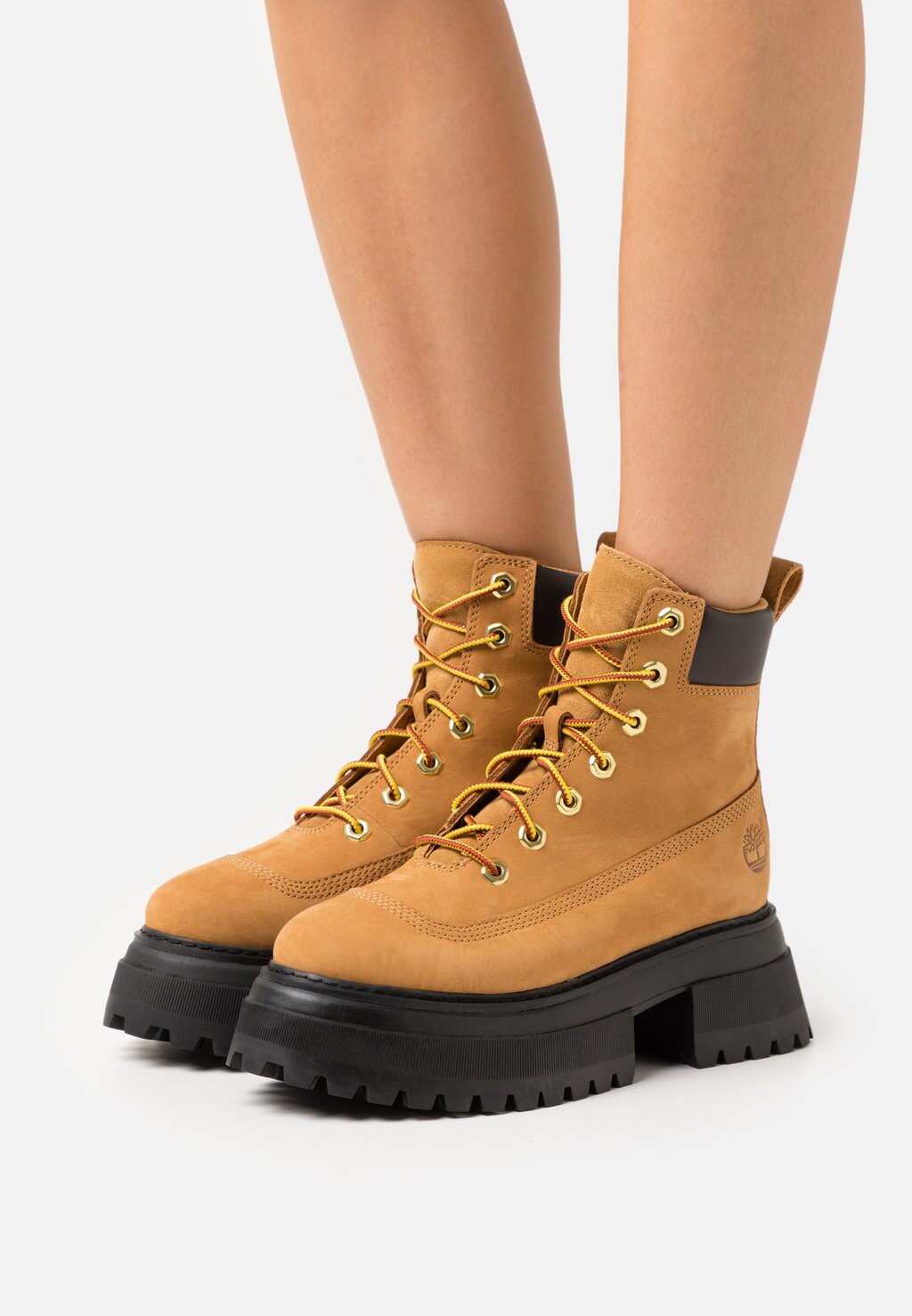 

Ботильоны на платформе Timberland