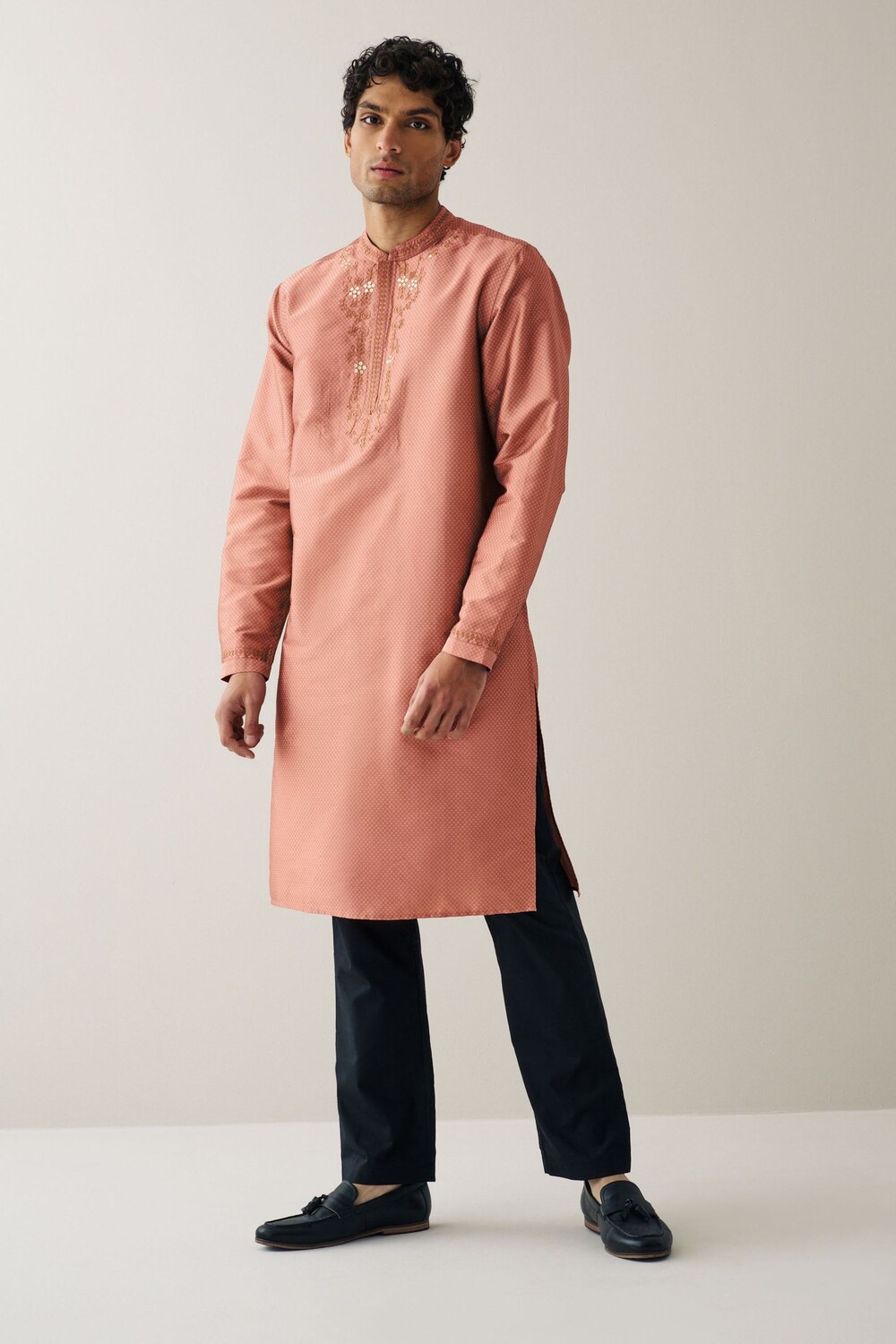 

Мужская удлиненная куртка Kurta с вышивкой Next, розовый