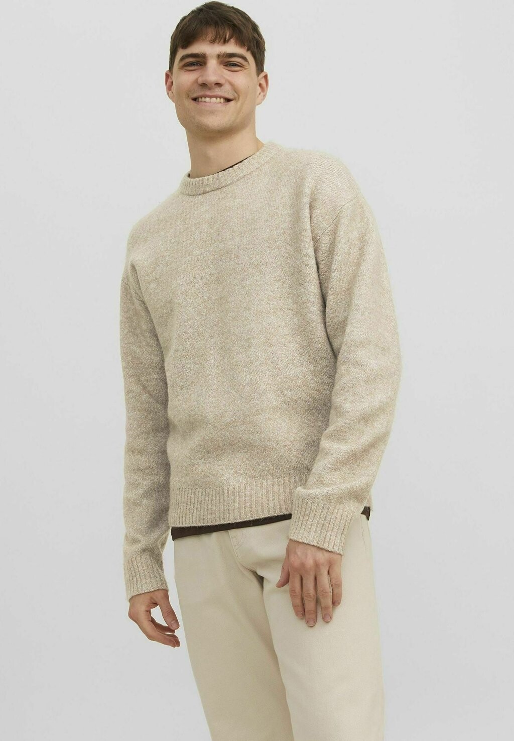 

Свитер КРУГЛЫЙ ВЫРЕЗ Jack & Jones, овсяный