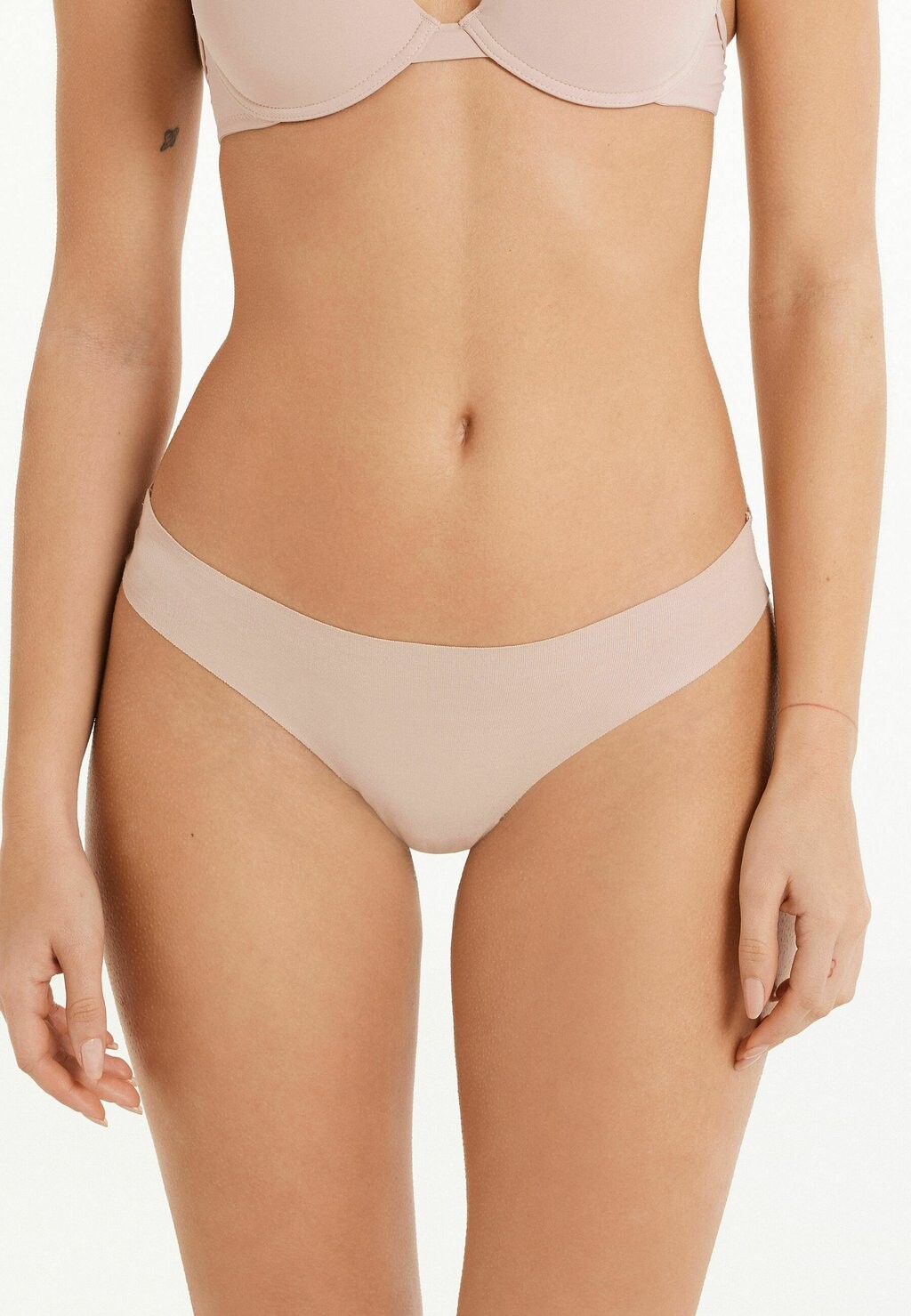 

Стринги Tezenis, светло-коричневый