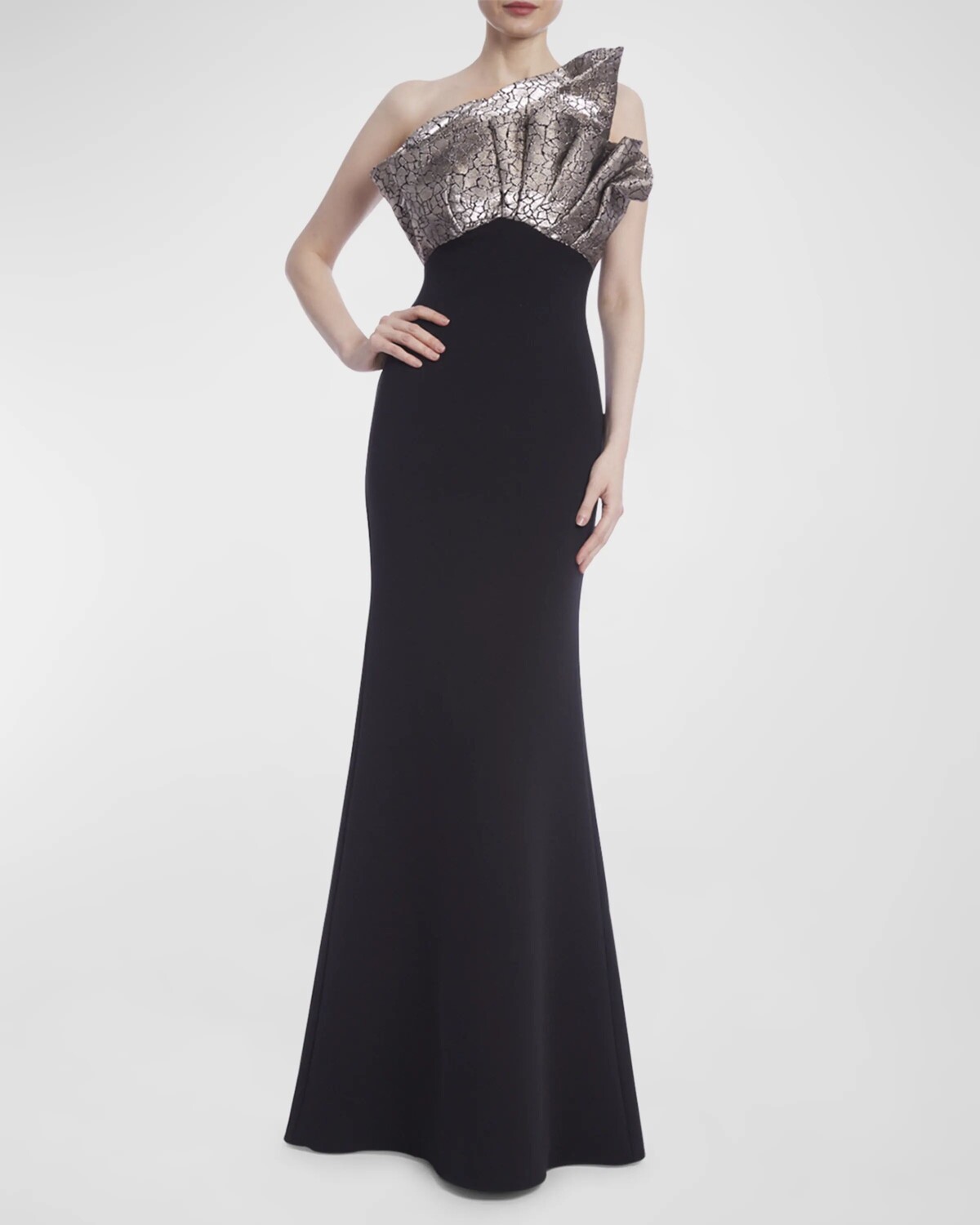 

Платье-труба без бретелек с металлизированной отделкой Badgley Mischka Collection, цвет Black Gold