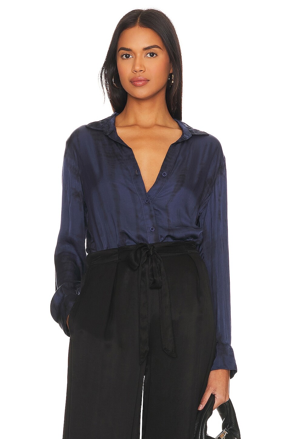 

Рубашка Bella Dahl Flowy Button Down, цвет Blue Alligator Dye