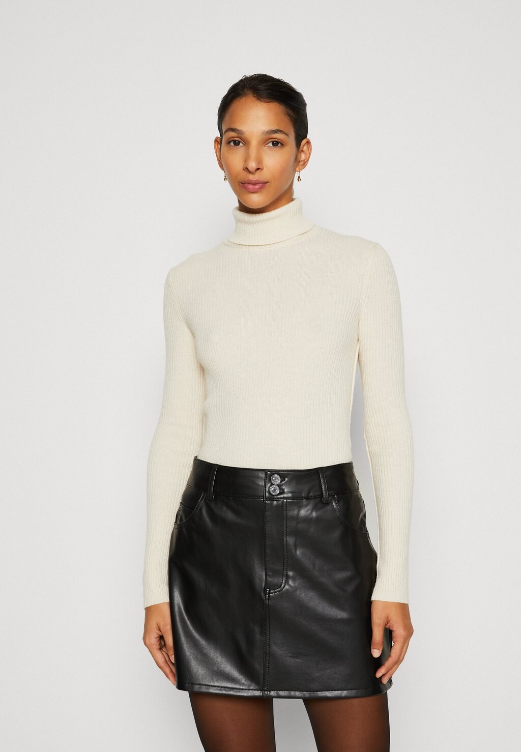 

Свитер Turtle Neck Sweater Strucutre Fitted Marc O'Polo DENIM, цвет white blush