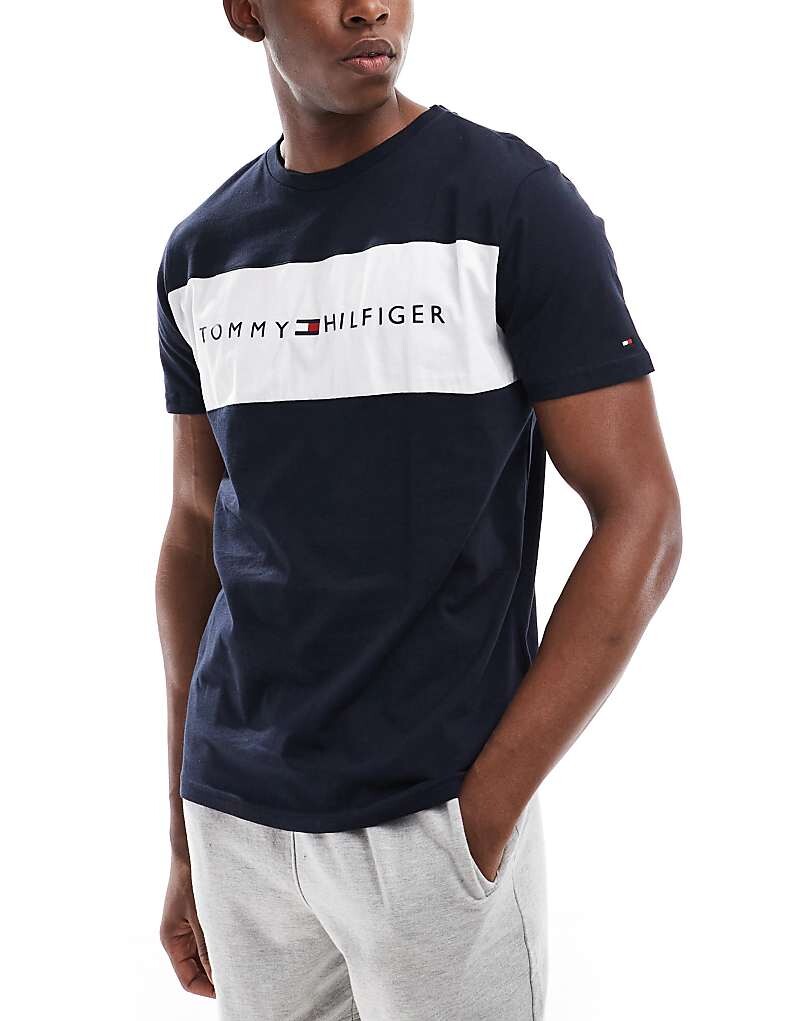 

Tommy Hilfiger – Темно-синяя домашняя футболка с полоской с логотипом