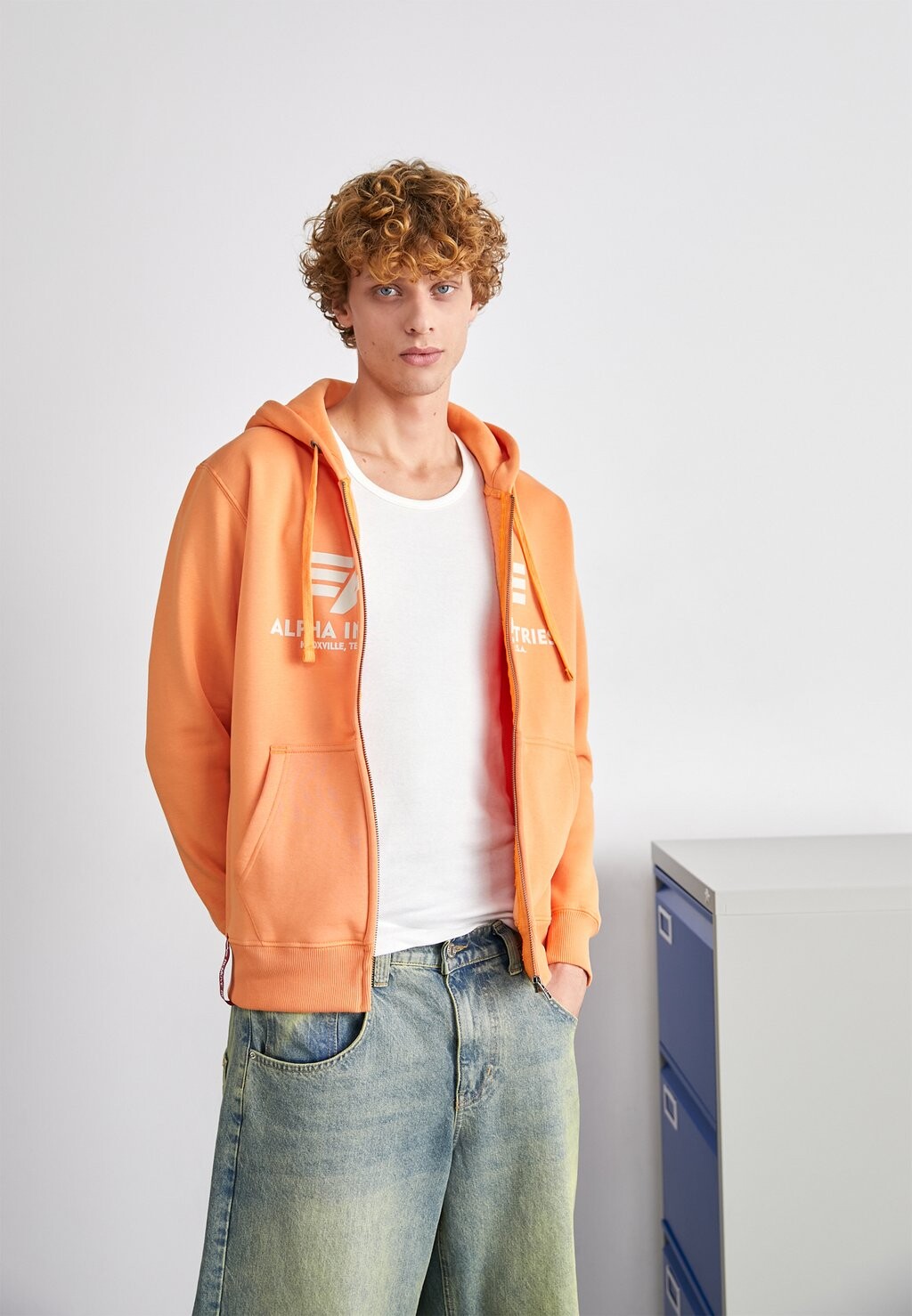 

Толстовка на молнии Alpha Industries BASIC ZIP HOODY, цвет tangerine