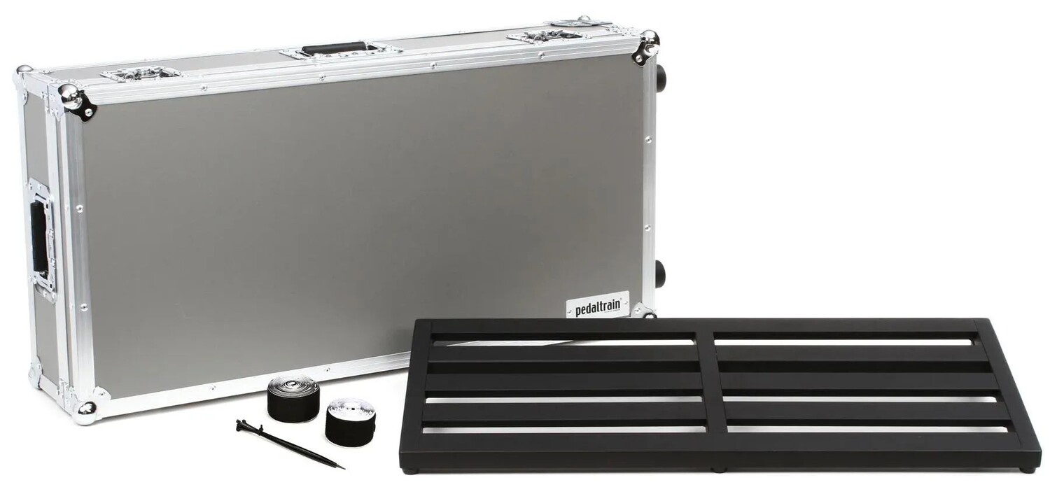 

Педалборд Pedaltrain Classic PRO TC 32 x 16 дюймов с туристическим кейсом и колесами
