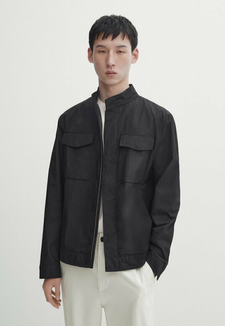 

Светлая куртка Massimo Dutti, цвет dark blue