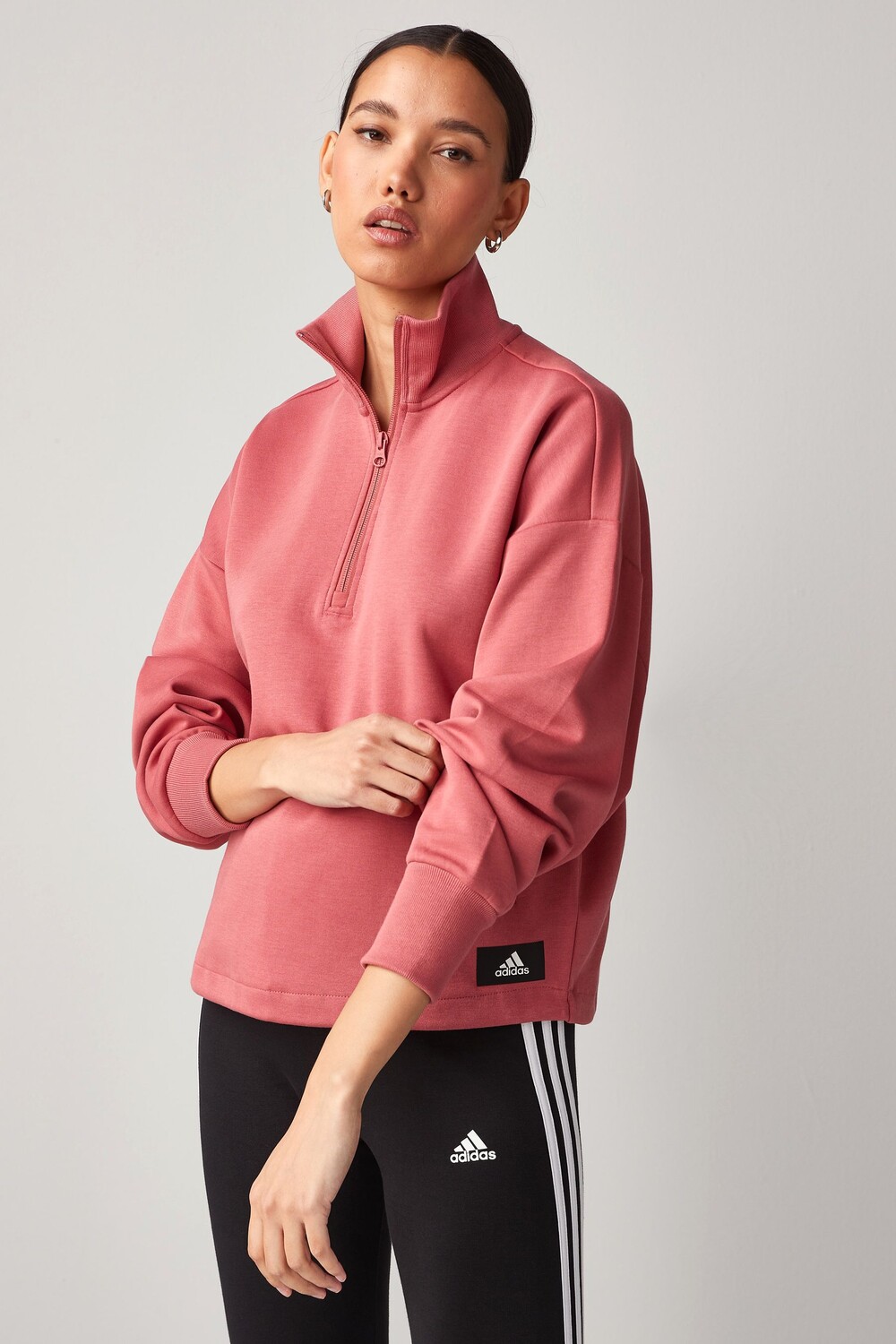 

Толстовка Future Icons Badge Of Sports с короткой молнией adidas, красный