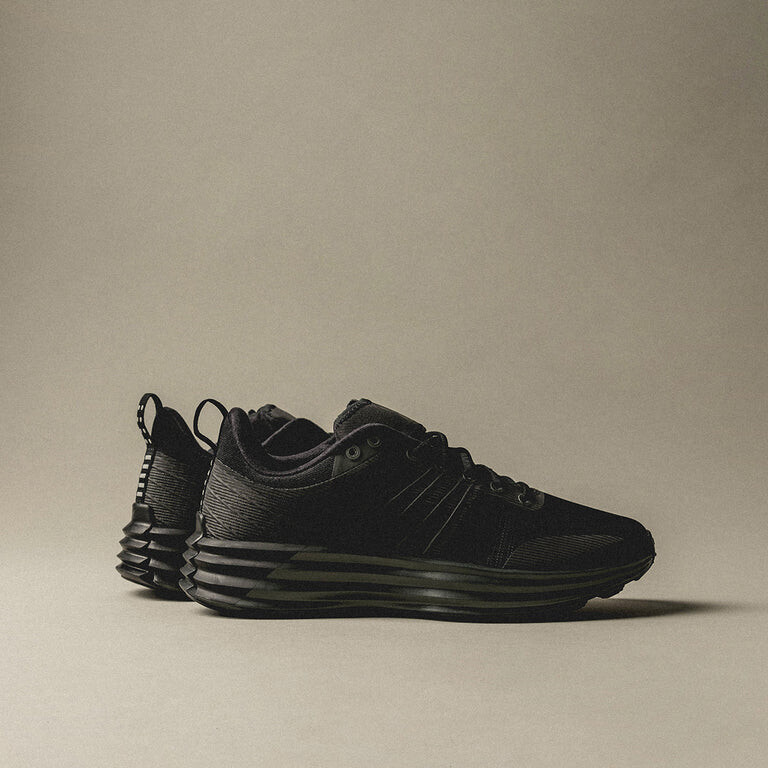 

Кроссовки Lunar Roam Nike, серый